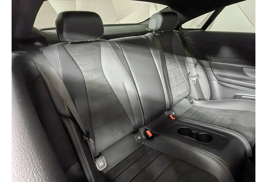 Mercedes-Benz E-Класс E 200 4MATIC 9G-TRONIC (184 л.с.) Sport Plus Серебристый в АВИЛОН. Слайд №17