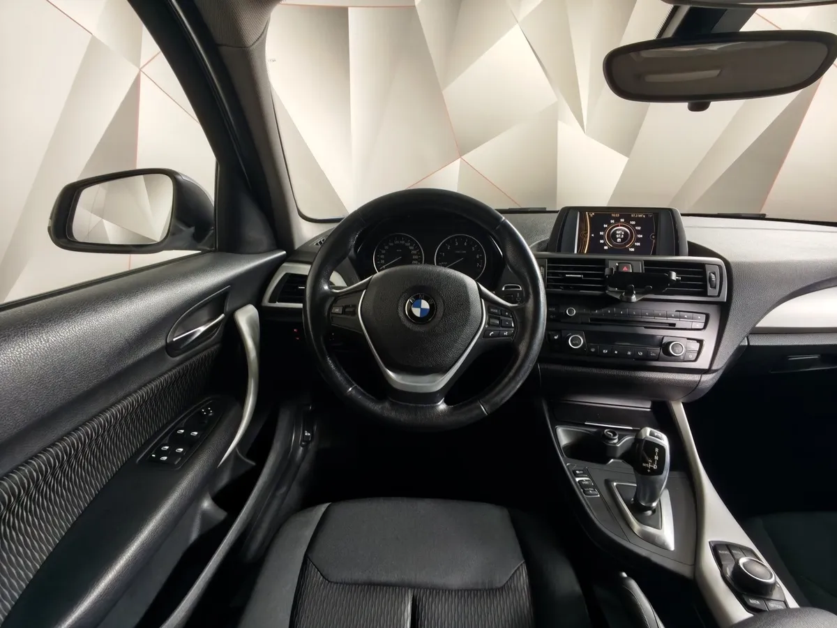 BMW 1 серия 116i AT (136 л.с.) Голубой в АВИЛОН. Слайд №15