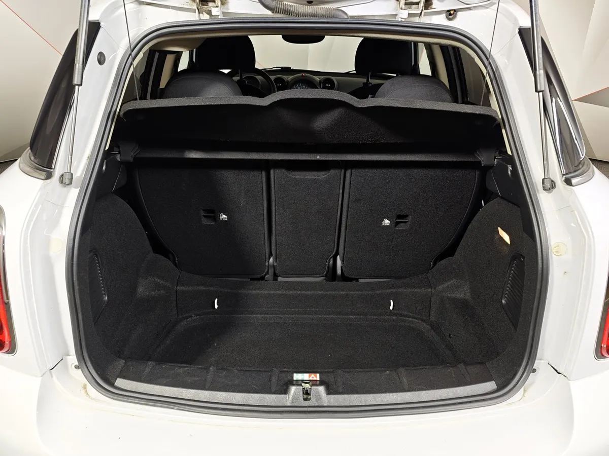 Mini Countryman 1.6 AT (122 л.с.) Белый в АВИЛОН. Слайд №9