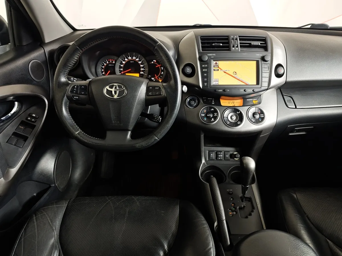 Toyota RAV4 2.0 CVT (158 л.с.) Черный в АВИЛОН. Слайд №20