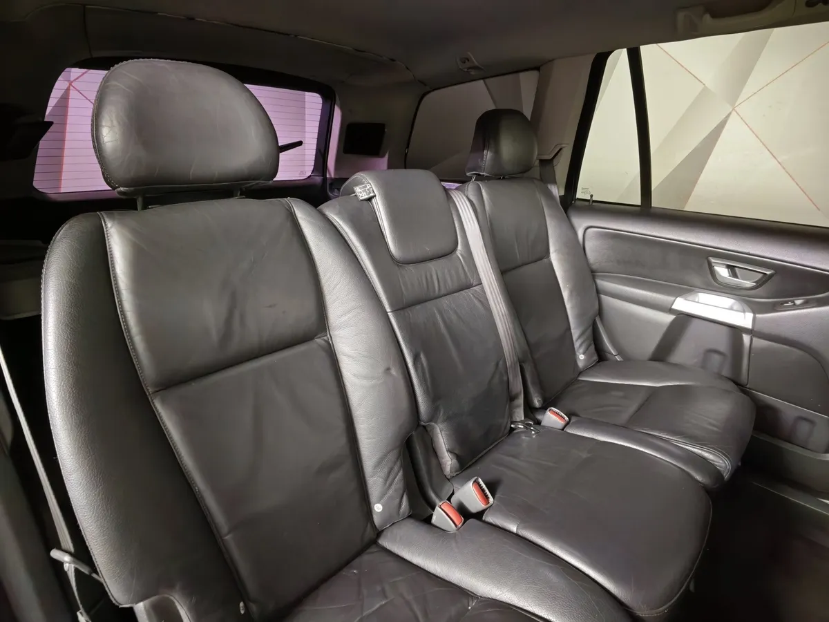 Volvo XC90 2.9 T6 Turbo Geartronic AWD (7 мест) (272 л.с.) Серебристый в АВИЛОН. Слайд №15
