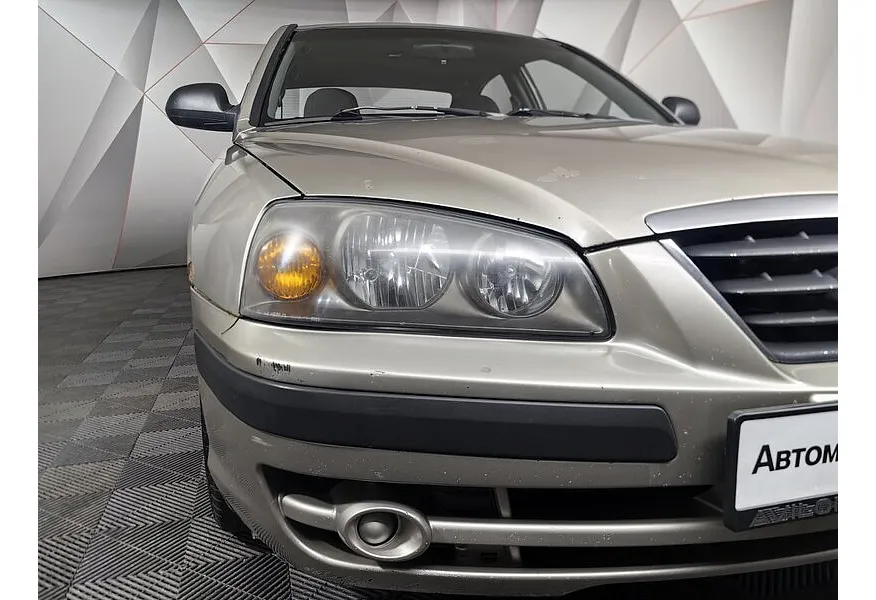 Hyundai Elantra 1.6 MT (105 л.с.) Бежевый в АВИЛОН. Слайд №10