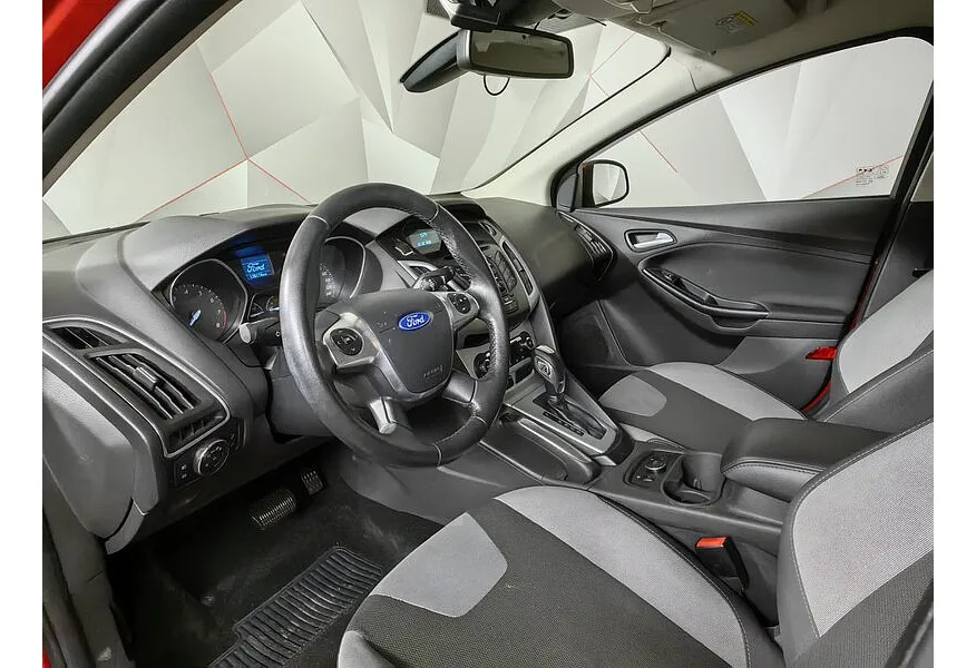 Ford Focus 1.6 Ti-VCT PowerShift (125 л.с.) Titanium Красный в АВИЛОН. Слайд №19