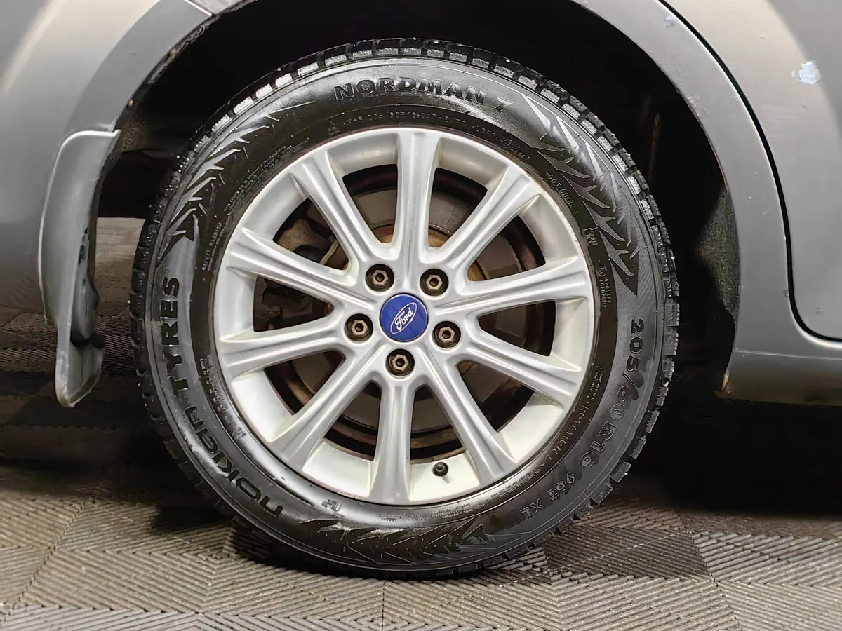 Ford Mondeo 2.0 TDCi DPF AT (140 л.с.) Коричневый в АВИЛОН. Слайд №9