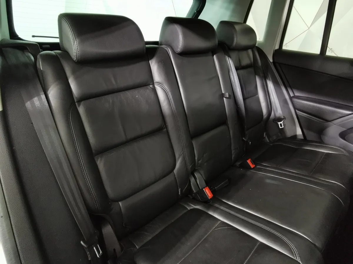 Volkswagen Tiguan 2.0 TSI 4Motion AT (170 л.с.) Sport & Style Белый в АВИЛОН. Слайд №15