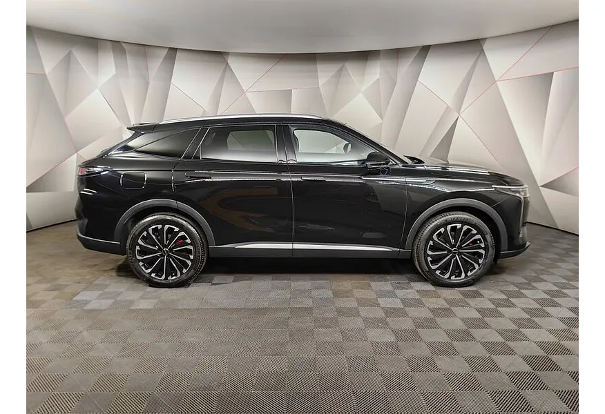 АВИЛОН - EXEED RX 2.0T DCT 4WD (197 л.с.) Urban Черный - slide 3