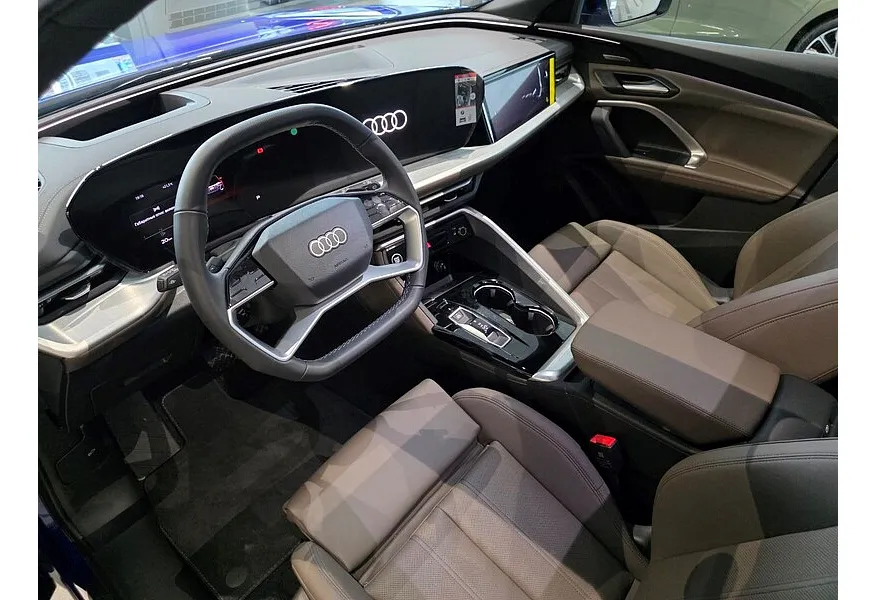 Audi Q5 2.0 TDI S tronic quattro (204 л.с.) Синий в АВИЛОН. Слайд №2