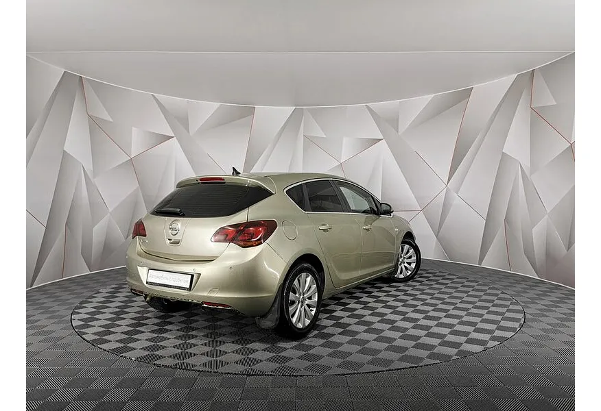 Opel Astra 1.6 AT (115 л.с.) Бежевый в АВИЛОН. Слайд №2