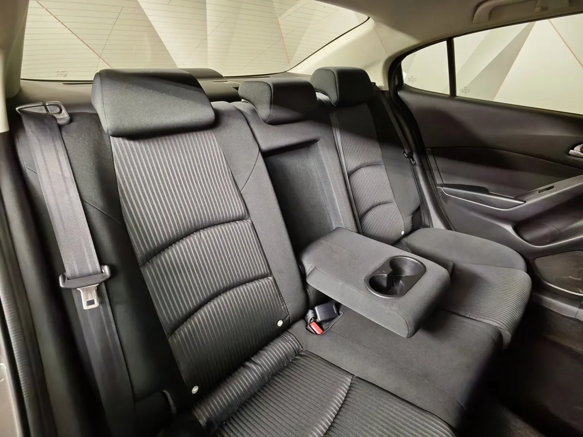 Mazda 3 1.6 AT (104 л.с.) Коричневый в АВИЛОН. Слайд №17
