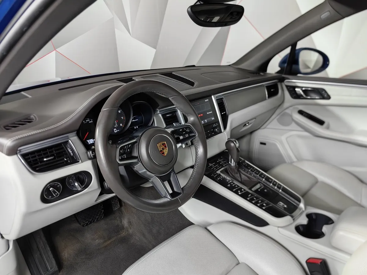 Porsche Macan 2.0 TFSI AMT 4WD (265 л.с.) R4 Синий в АВИЛОН. Слайд №19