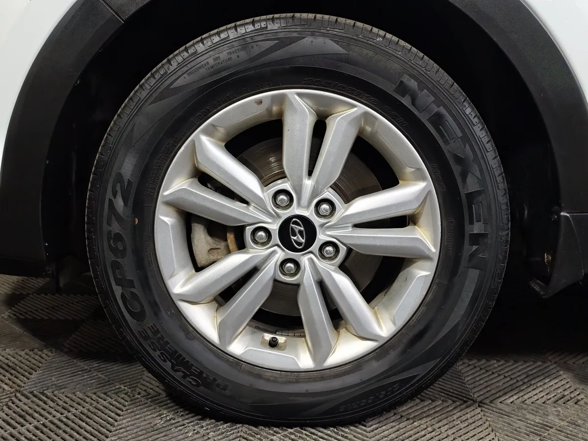 Hyundai Creta 2.0 AT (149 л.с.) Comfort Белый в АВИЛОН. Слайд №9