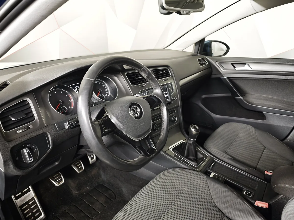 Volkswagen Golf 1.4 TSI МТ (125 л.с.) Comfortline Голубой в АВИЛОН. Слайд №18