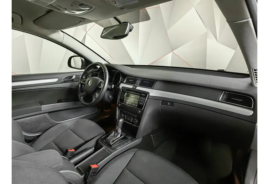 Skoda Superb 1.8 TSI DSG (152 л.с.) Коричневый в АВИЛОН. Слайд №11