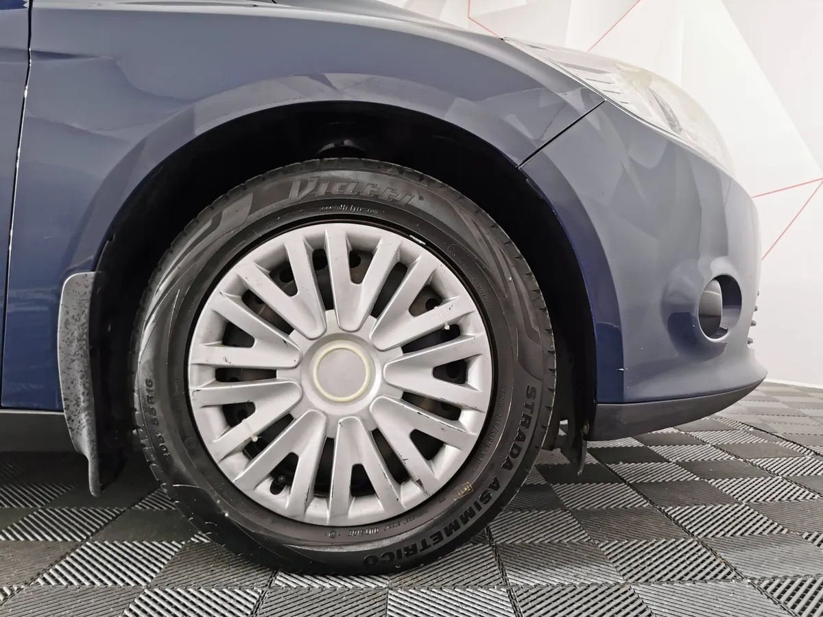 Ford Focus 1.6 Ti-VCT MT (105 л.с.) Trand Синий в АВИЛОН. Слайд №9