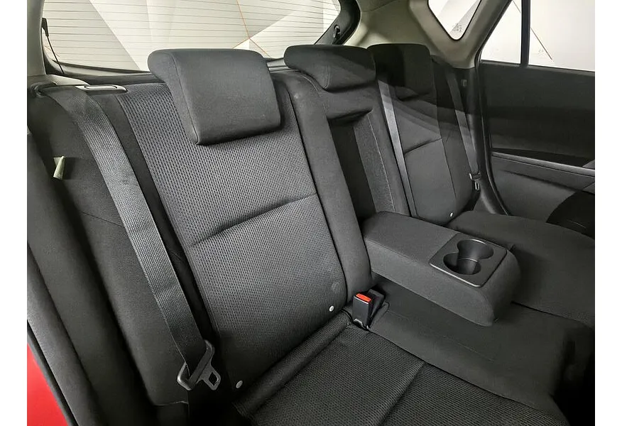 Mazda 3 1.6 AT (105 л.с.) Красный в АВИЛОН. Слайд №17