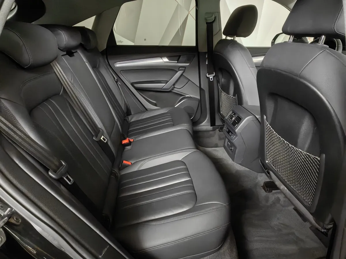 Audi Q5 Sportback 2.0 TFSI S tronic quattro (204 л.с.) Черный в АВИЛОН. Слайд №15