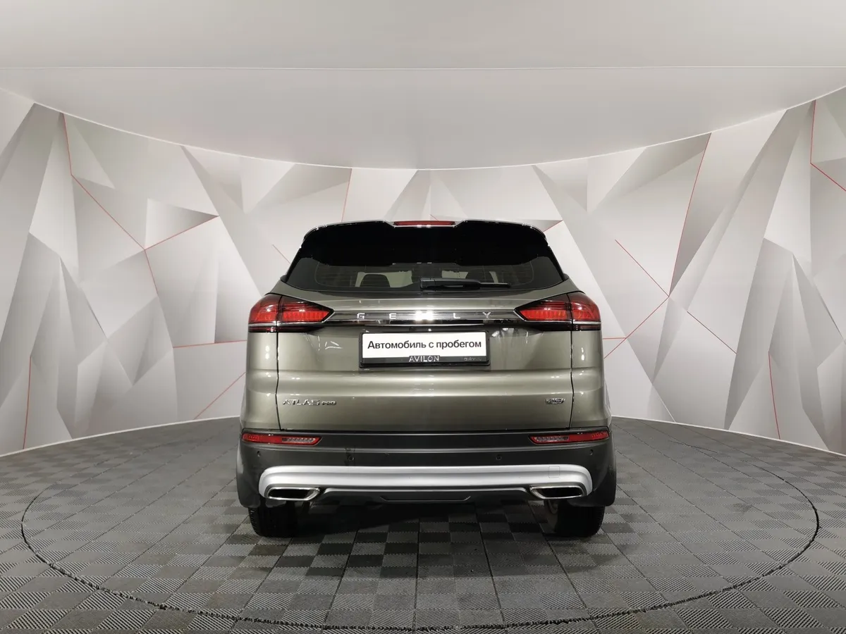Geely Atlas Pro 1.5T 7DCT AWD (177 л.с.) Luxury Серый в АВИЛОН. Слайд №8