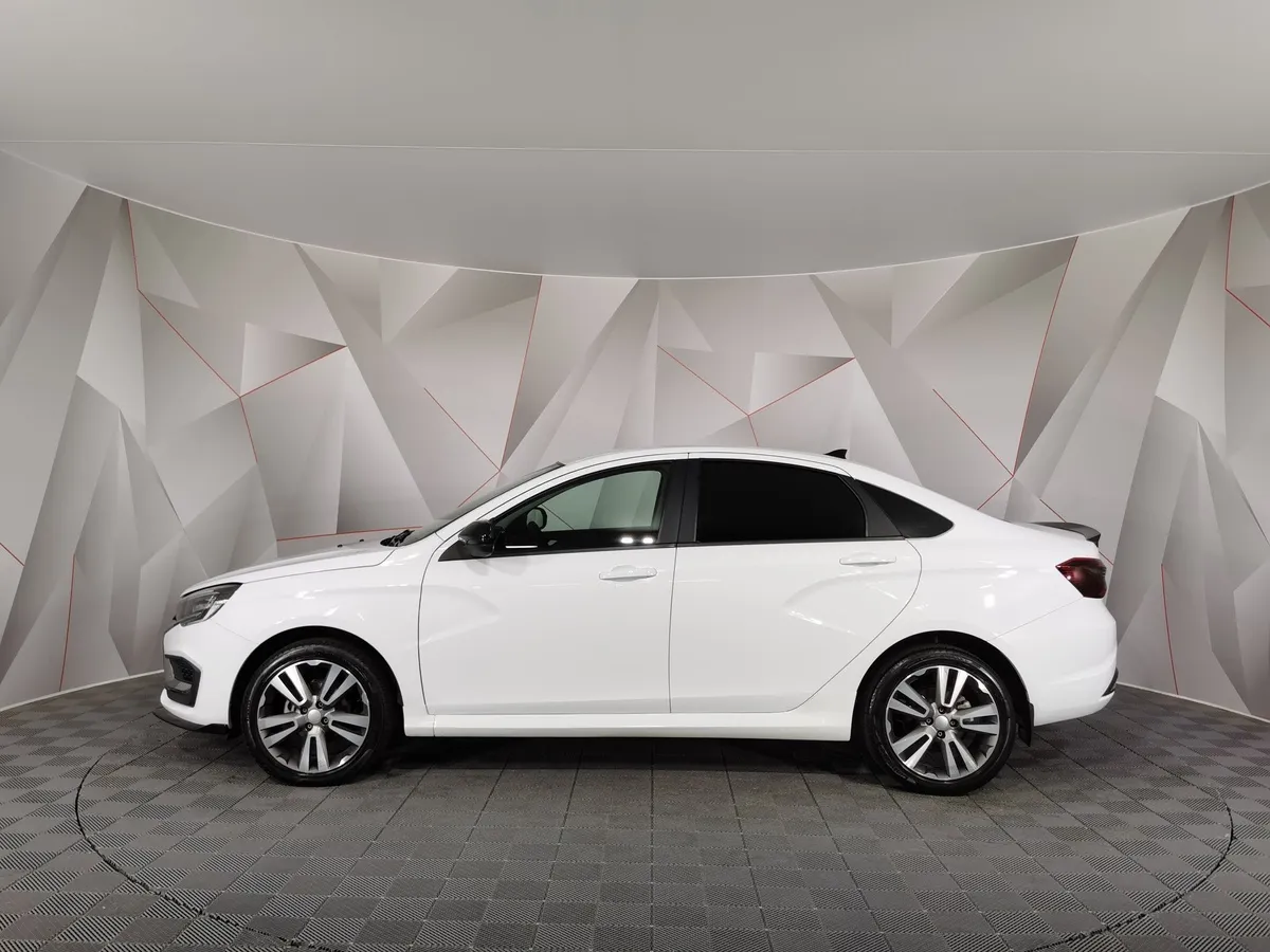 ВАЗ (Lada) Vesta 1.8 CVT (122 л.с.) Enjoy'24 Белый в АВИЛОН. Слайд №5