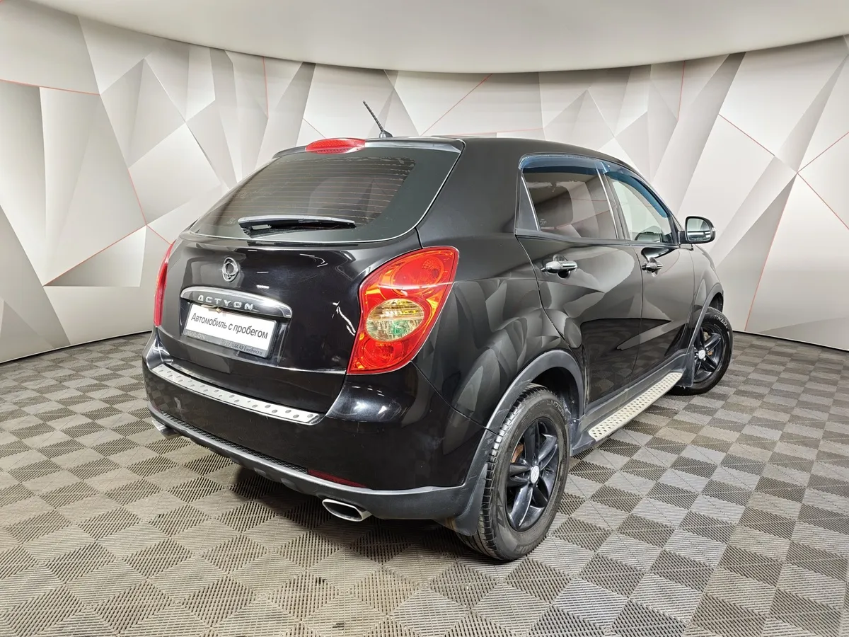 SsangYong Actyon 2.0 AT AWD (149 л.с.) Черный в АВИЛОН. Слайд №2