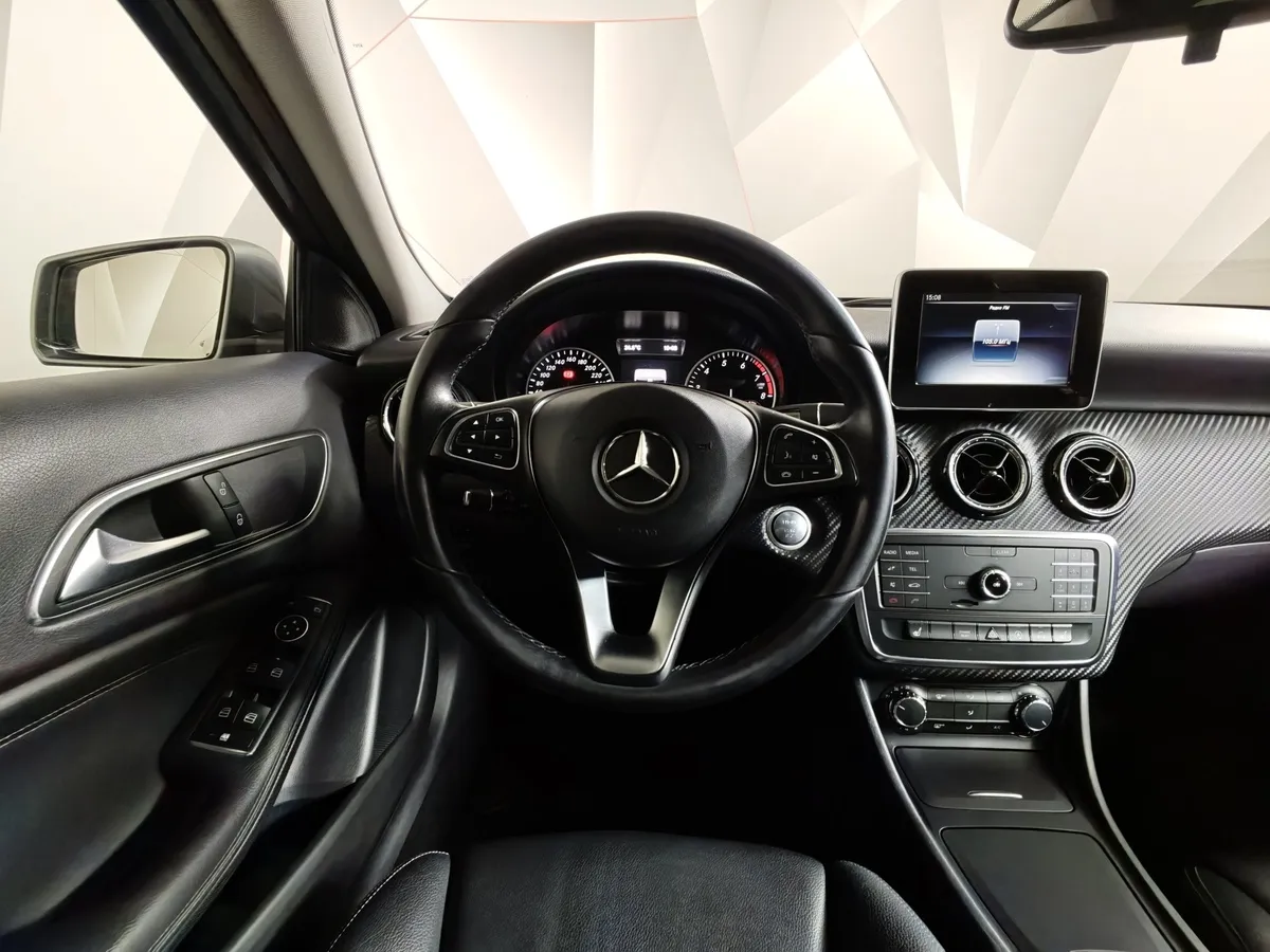 Mercedes-Benz GLA 200 7G-DCT (150 л.с.) Особая серия Серый в АВИЛОН. Слайд №20