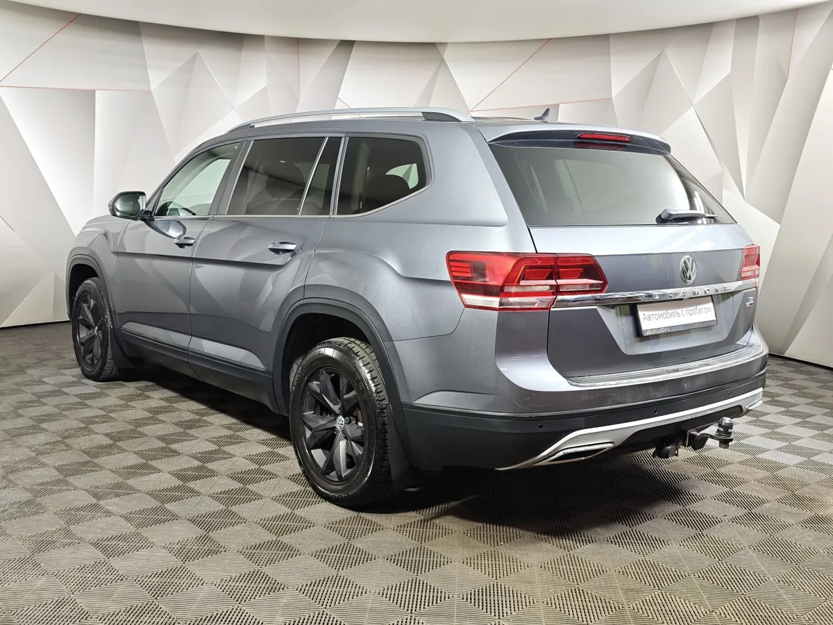 Volkswagen Teramont 2.0T AT 4Motion (220 л.с.) Status Серый в АВИЛОН. Слайд №4