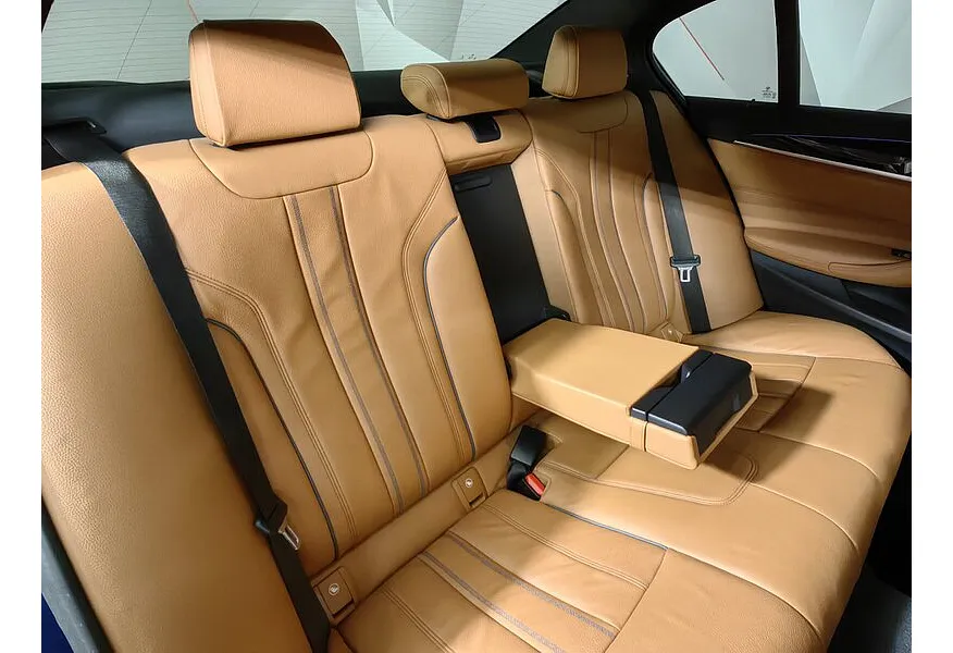 BMW 5 серия 520i Steptronic (184 л.с.) Синий в АВИЛОН. Слайд №14