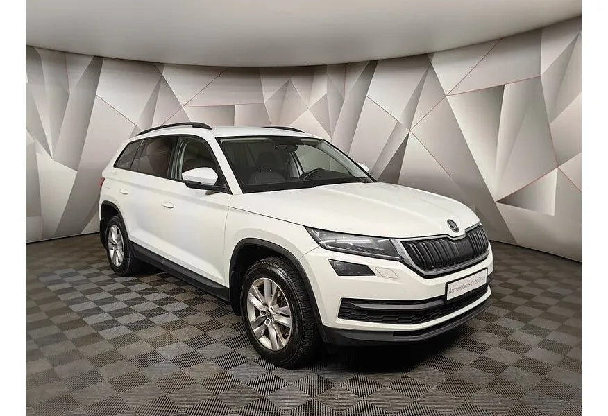 Skoda Kodiaq 1.4 TSI DSG 4X4 (150 л.с.) Белый в АВИЛОН. Слайд №3