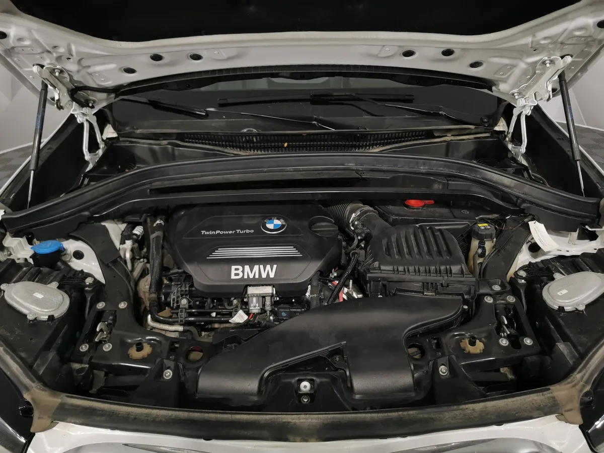 BMW X1 18d xDrive (150 л.с.) Advantage Белый в АВИЛОН. Слайд №10