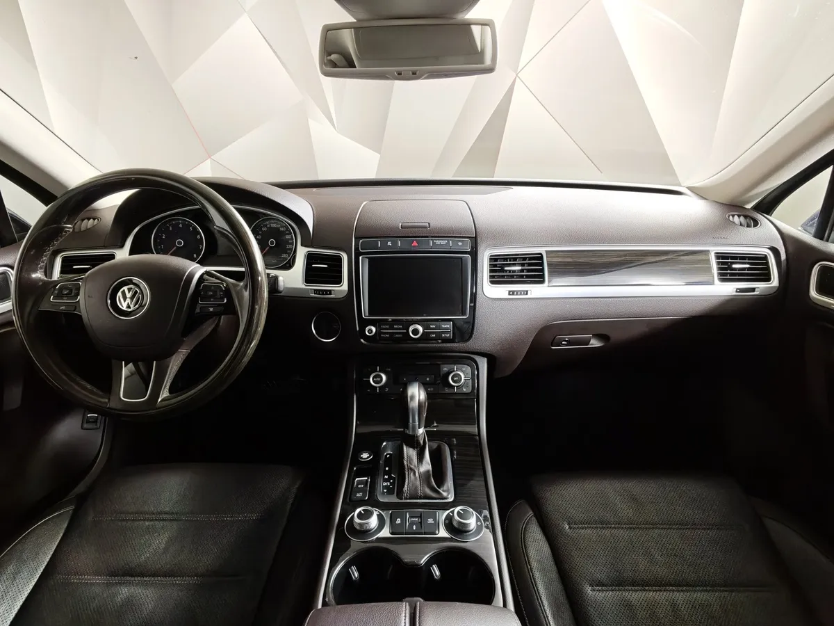 Volkswagen Touareg 3.6 FSI Tiptronic 4Motion (249 л.с.) V6 FSI Синий в АВИЛОН. Слайд №14