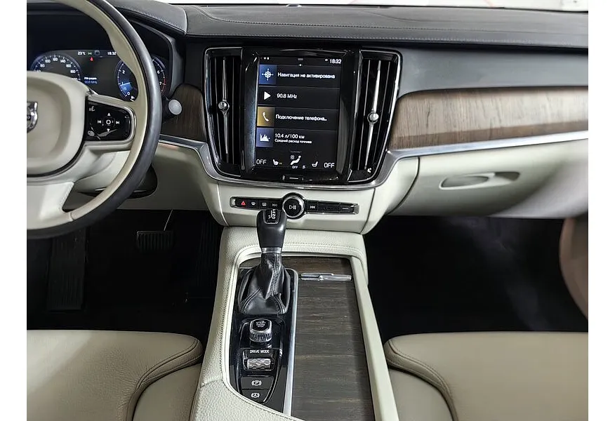 Volvo S90 2.0 T4 Drive-E AT (190 л.с.) Inscription Черный в АВИЛОН. Слайд №15