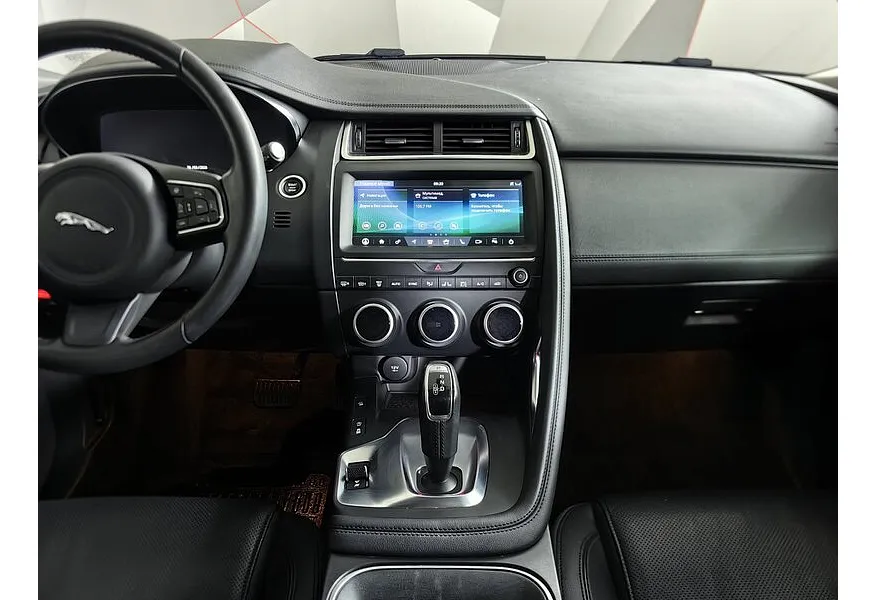 Jaguar E-Pace 2.0 D AT AWD (150 л.с.) S Белый в АВИЛОН. Слайд №15
