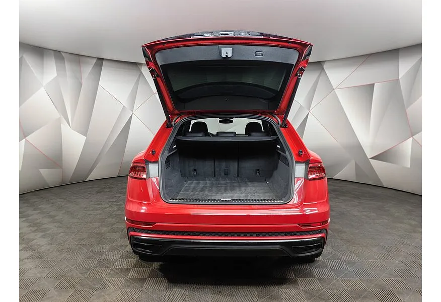 Audi Q8 45 TDI Tiptronic quattro (249 л.с.) Красный в АВИЛОН. Слайд №12