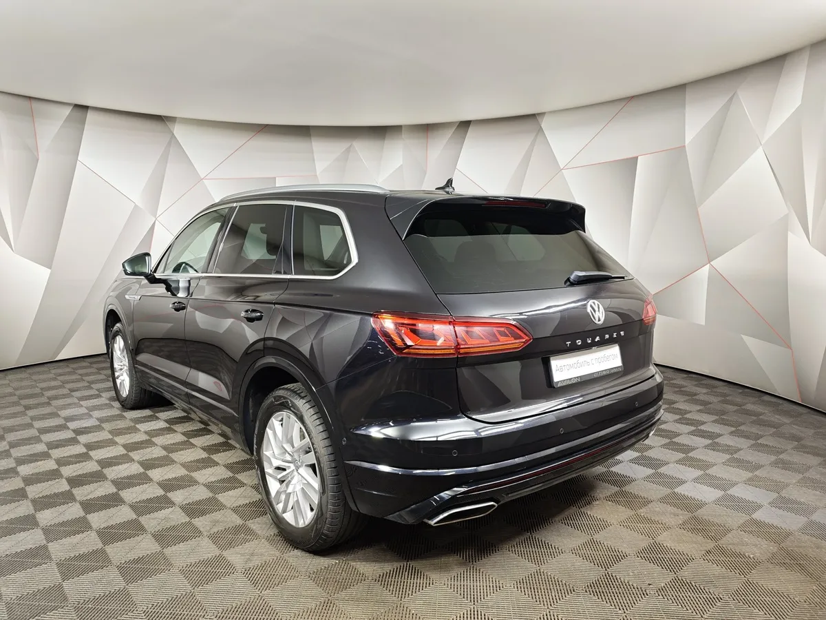 Volkswagen Touareg 3.0 V6 TDI Tiptronic 4Motion (249 л.с.) Business Черный в АВИЛОН. Слайд №4