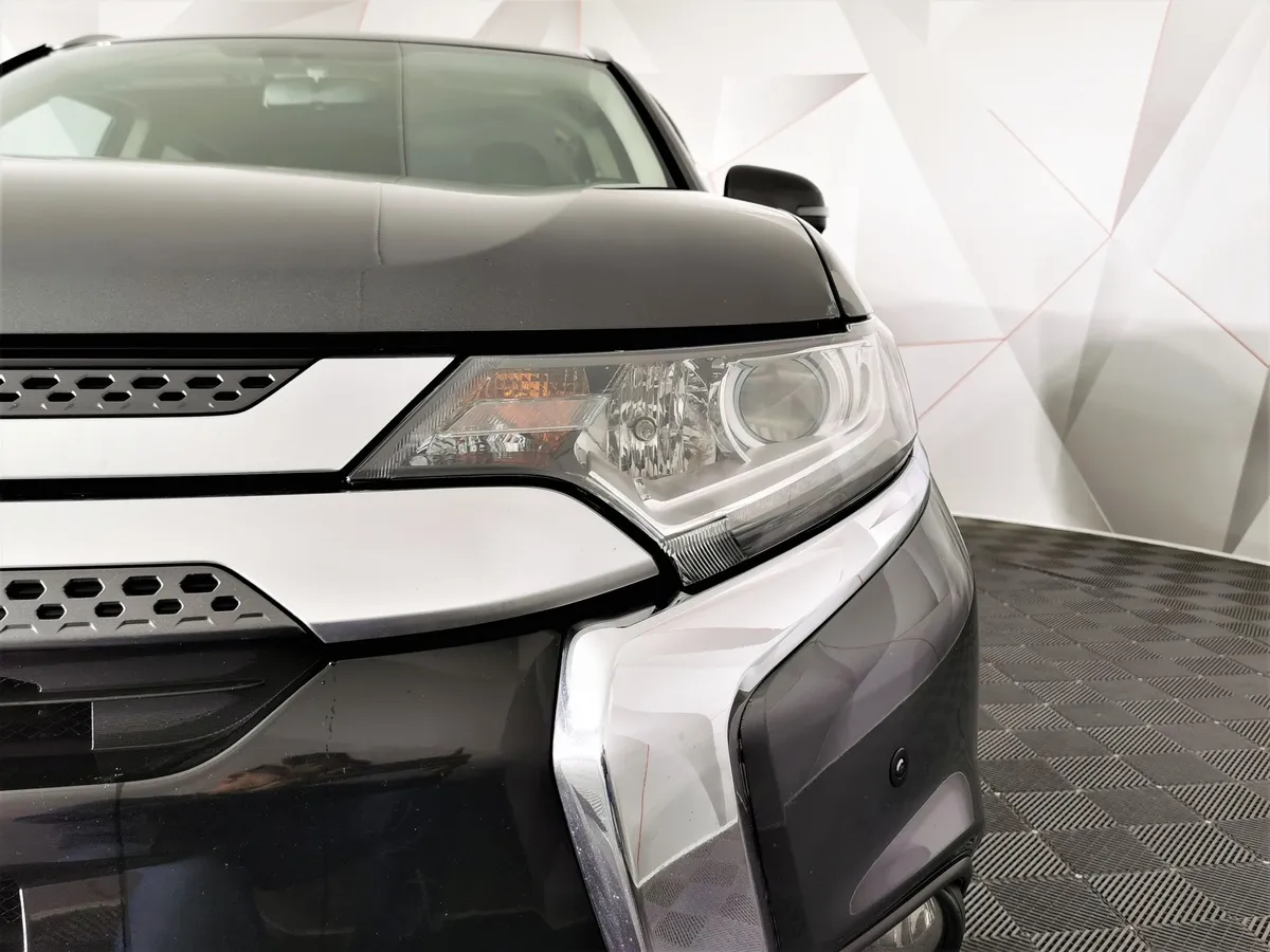 Mitsubishi Outlander 2.0 MIVEC CVT 2WD (146 л.с.) Intense Plus Серый в АВИЛОН. Слайд №10
