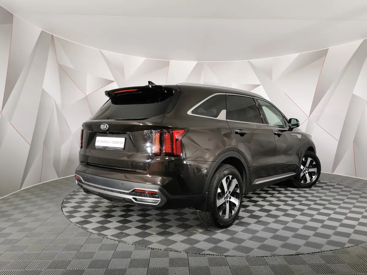 Kia Sorento 2.2 CRDi 4WD DCT (199 л.с.) Luxe Коричневый в АВИЛОН. Слайд №2