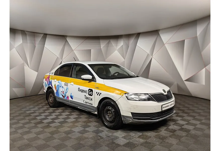 Skoda Rapid 1.6 AT (110 л.с.) Белый в АВИЛОН. Слайд №3