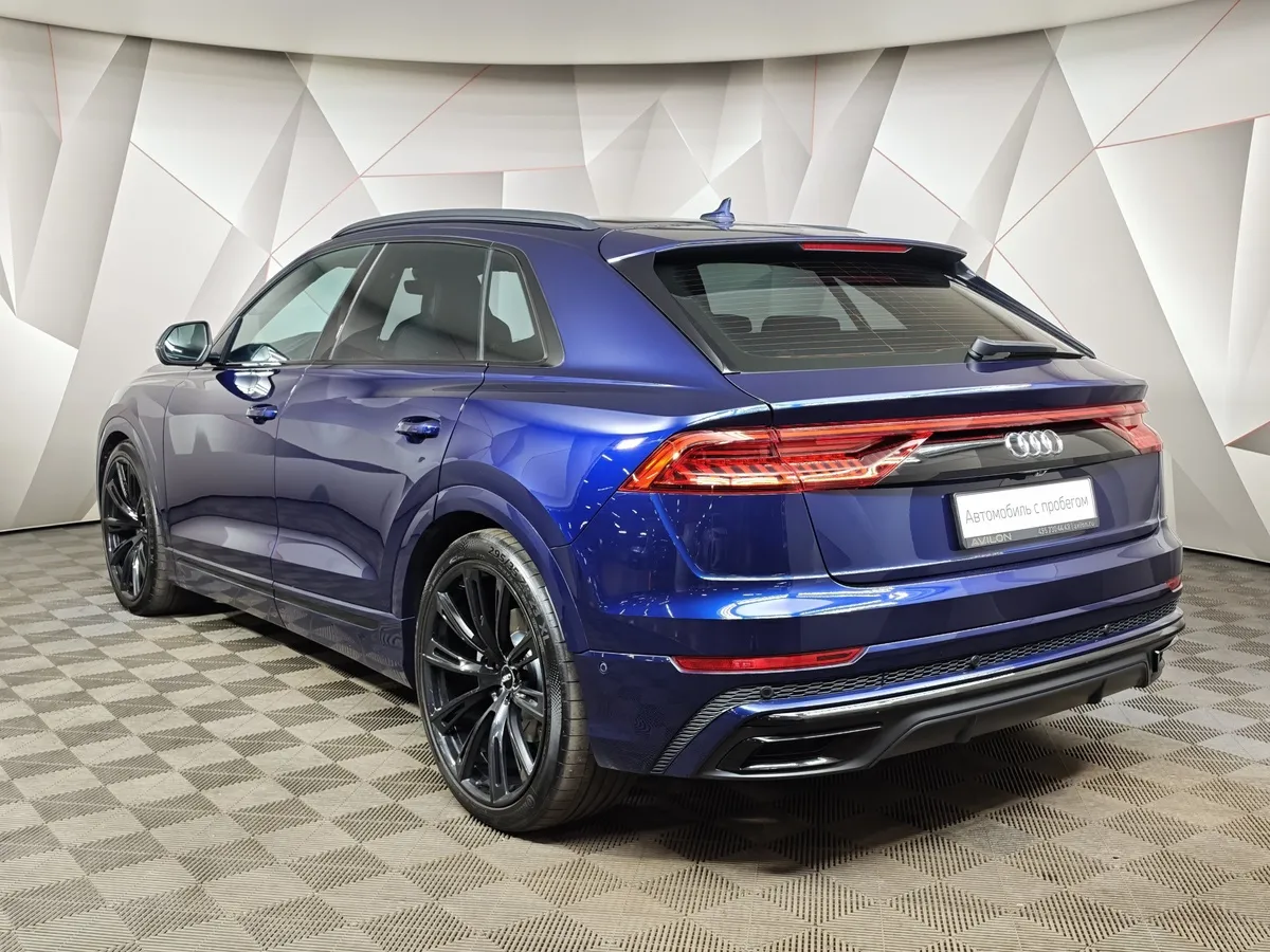 Audi Q8 45 TDI Tiptronic quattro (249 л.с.) Синий в АВИЛОН. Слайд №4
