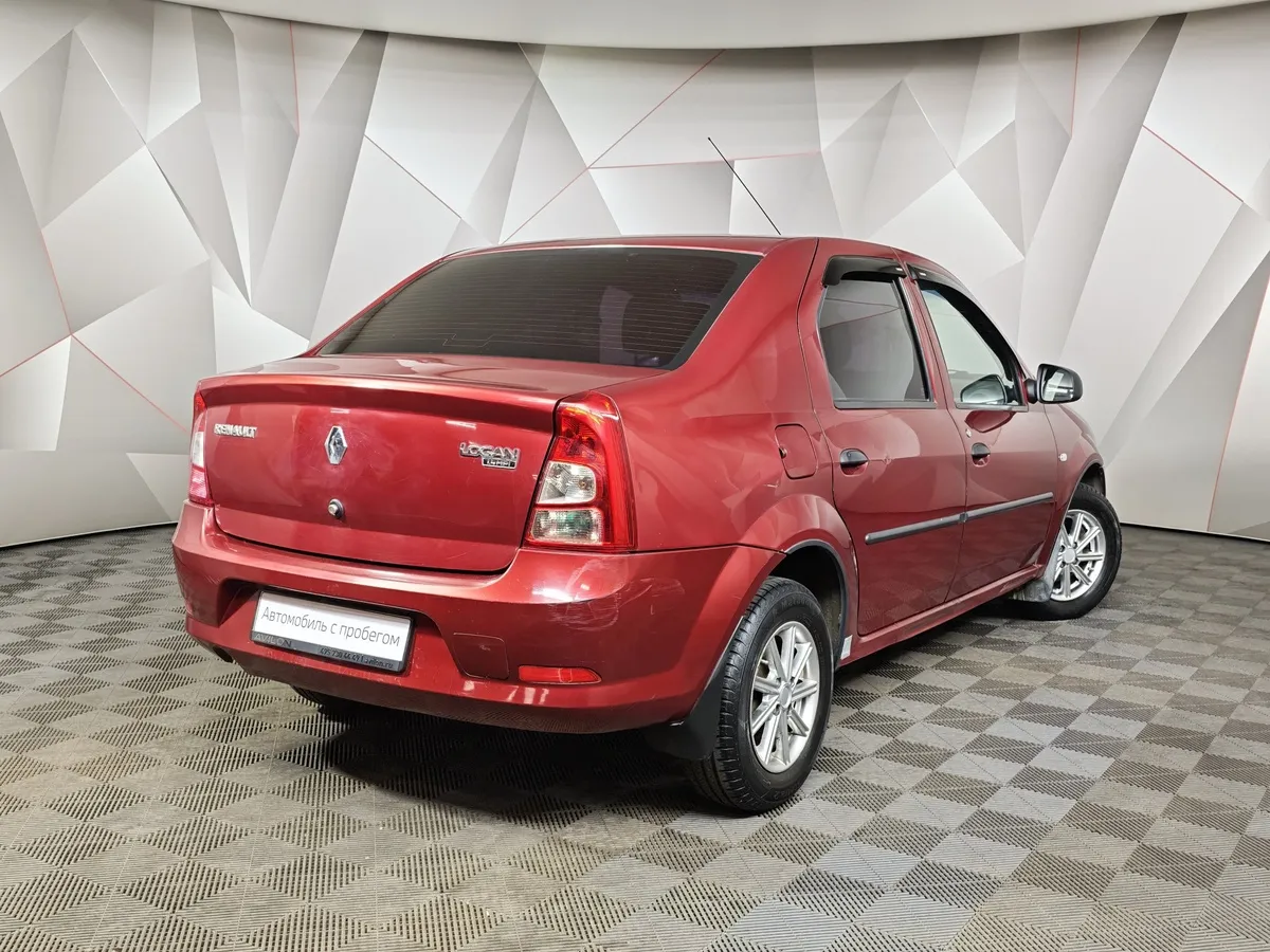 Renault Logan 1.4 MT (75 л.с.) Красный в АВИЛОН. Слайд №2