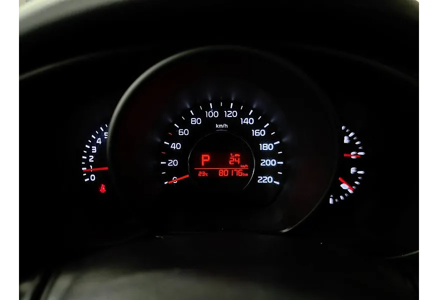 Kia Soul 1.6 AT (124 л.с.) Белый в АВИЛОН. Слайд №18