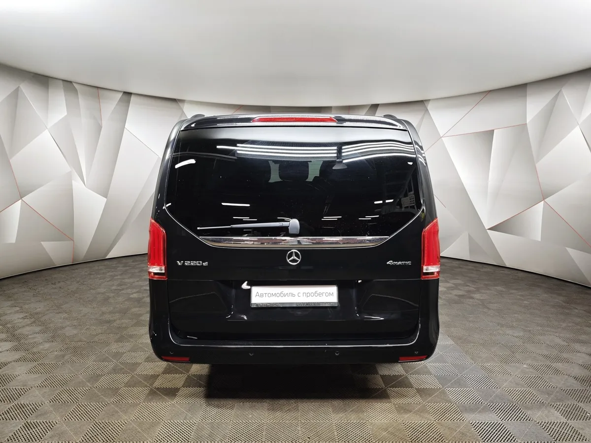 Mercedes-Benz V-Класс V 220 d AT L2 4x4 (163 л.с.) Черный в АВИЛОН. Слайд №8