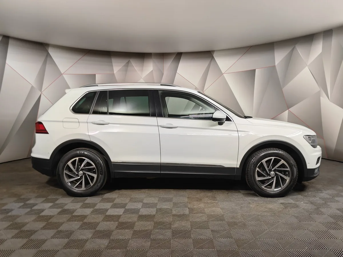 Volkswagen Tiguan 1.4 TSI BlueMotion DSG (150 л.с.) Comfortline Белый в АВИЛОН. Слайд №6