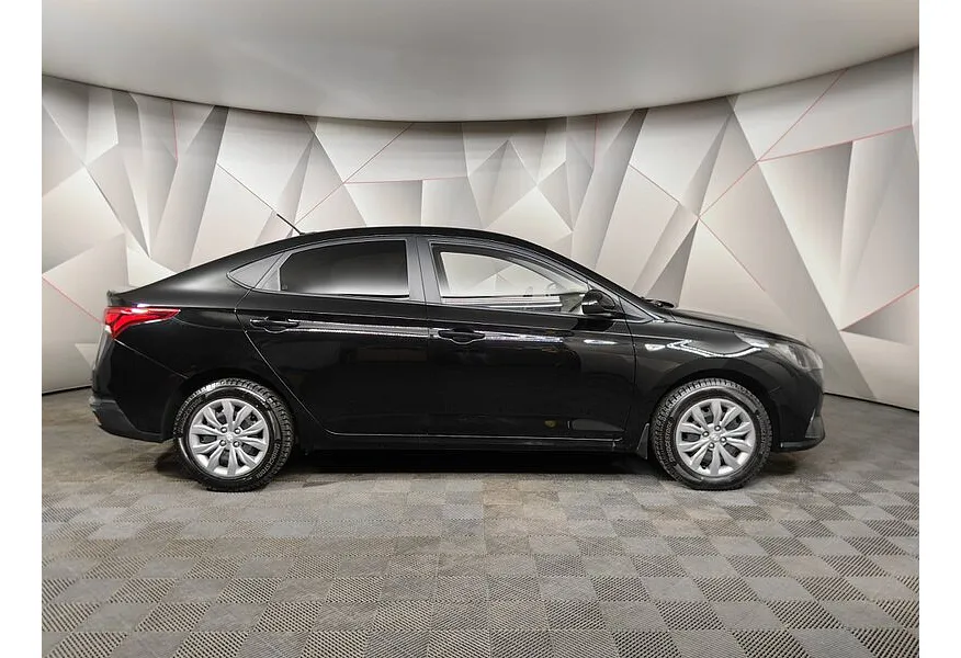 Hyundai Solaris 1.6 AT (123 л.с.) Comfort Черный в АВИЛОН. Слайд №6