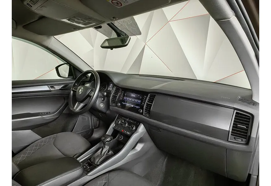 Skoda Kodiaq 1.4 TSI DSG (150 л.с.) Коричневый в АВИЛОН. Слайд №13