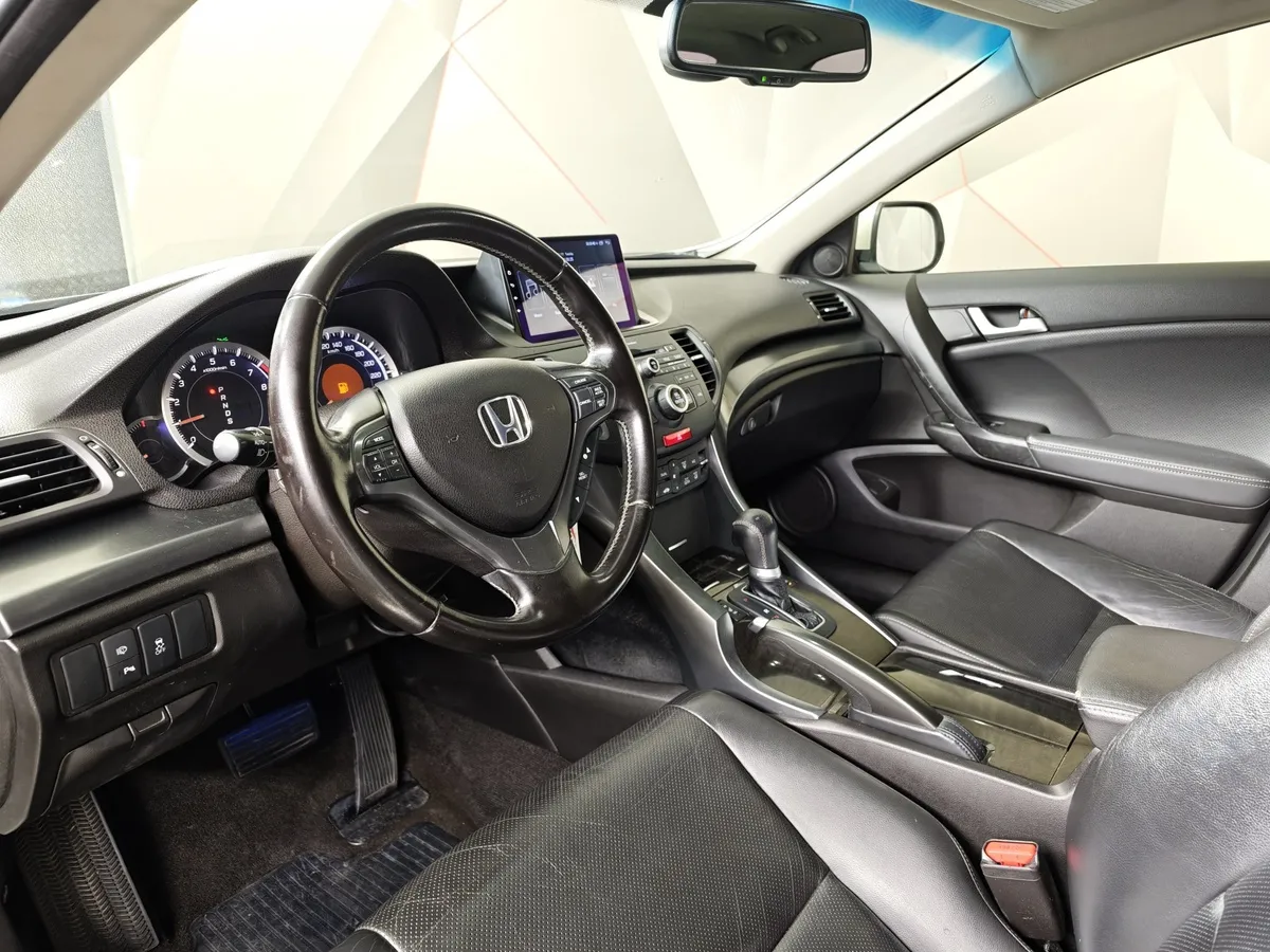 Honda Accord Type S 2.4 AT (201 л.с.) Белый в АВИЛОН. Слайд №19