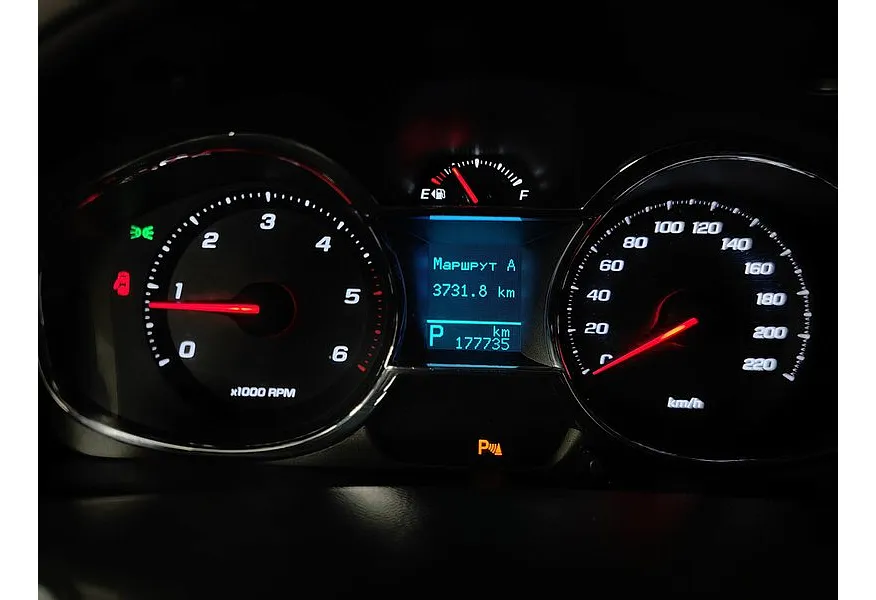 Chevrolet Captiva 2.2 TD AT (5 мест) (184 л.с.) Серый в АВИЛОН. Слайд №18