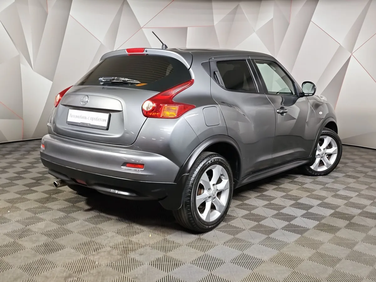 Nissan Juke 1.6 CVT (117 л.с.) Серый в АВИЛОН. Слайд №2