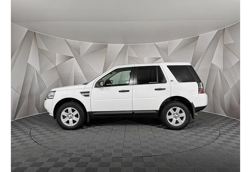 Land Rover Freelander 2.2 TD4 AT 4WD (150 л.с.) Белый в АВИЛОН. Слайд №5