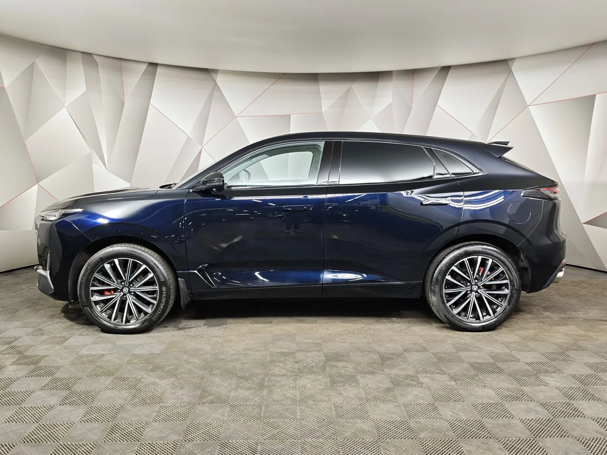 Changan UNI-K 2.0 AT 4WD (226 л.с.) Premium Черный в АВИЛОН. Слайд №5