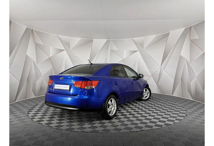 Kia Cerato 1.6 MT (126 л.с.) Comfort Голубой в АВИЛОН. Слайд №2