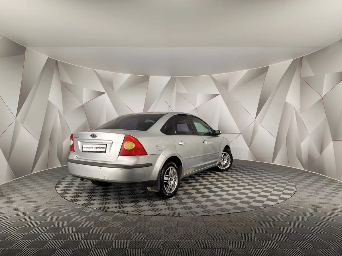 Ford Focus 1.6 MT (116 л.с.) Ghia Серебристый в АВИЛОН. Слайд №2
